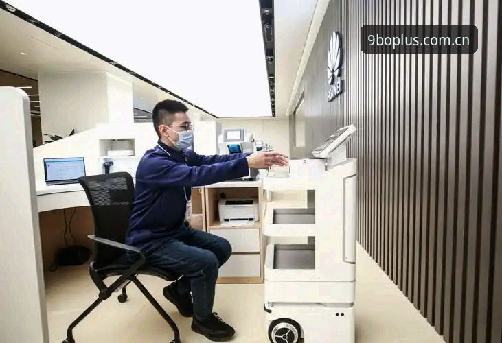 9博体育平台客服体验对比：自助服务vs人工协助，哪个效率更高？